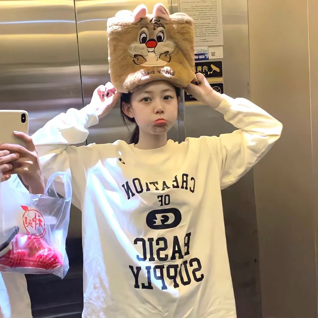 龙纹身的女孩